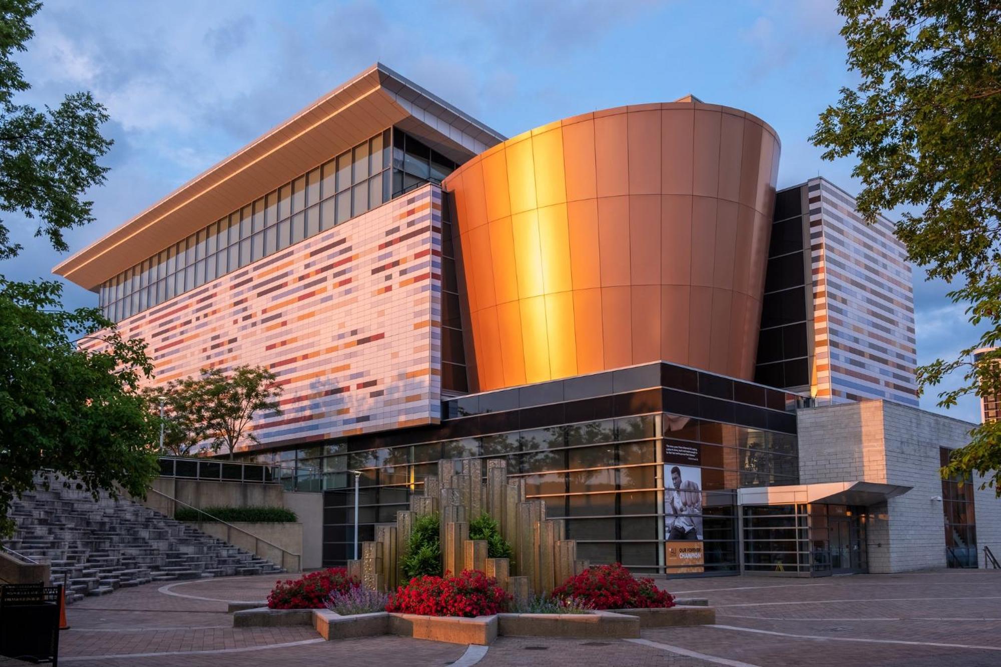 Crowne Plaza Louisville Airport Expo Ctr By Ihg Exterior foto